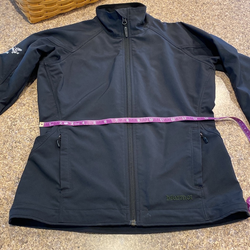 Marmot Black Jacket XS With FLAWS Matthews Asia Embroidered Patch FLAWED - Picture 8 of 17